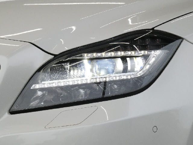 MERCEDES BENZ CLS class