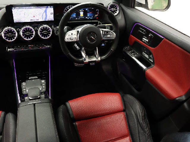 MERCEDES AMG GLA class