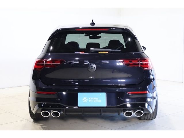 VOLKSWAGEN GOLF R