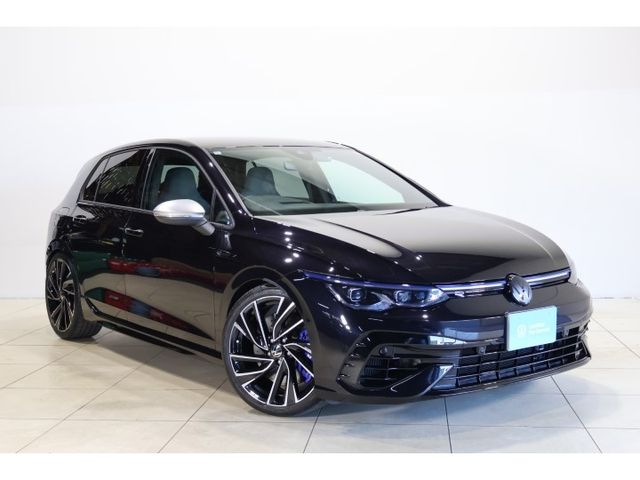 VOLKSWAGEN GOLF R