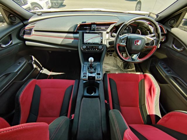 CIVIC hatchback