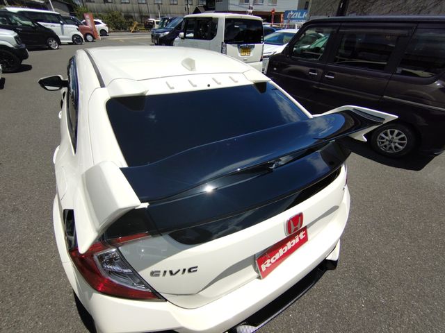 CIVIC hatchback