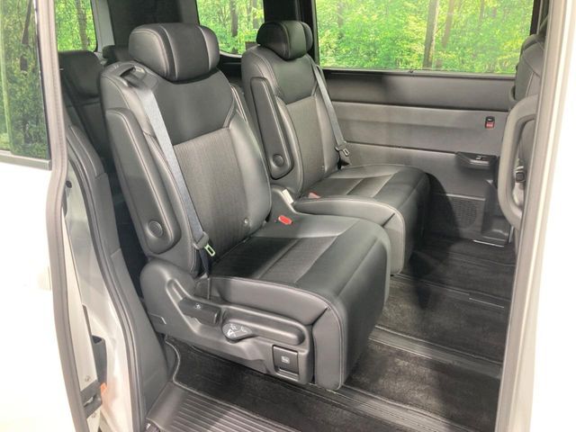 STEPWAGON e:HEV SPADA