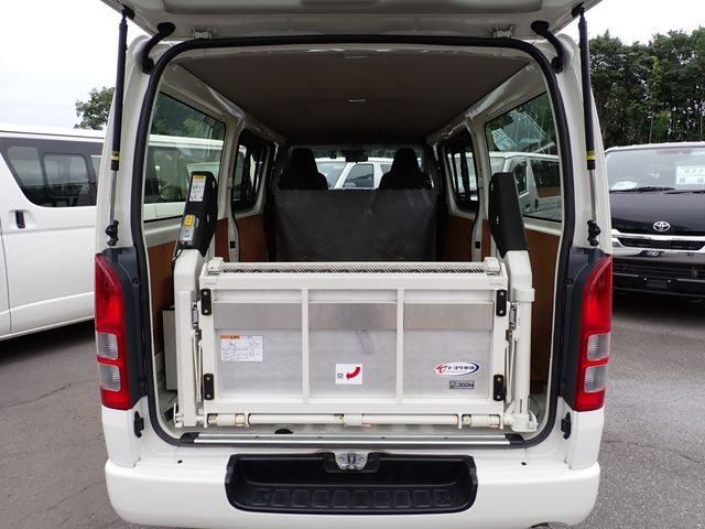 HIACE van 1.2t 2WD