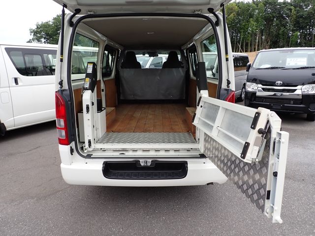 HIACE van 1.2t 2WD