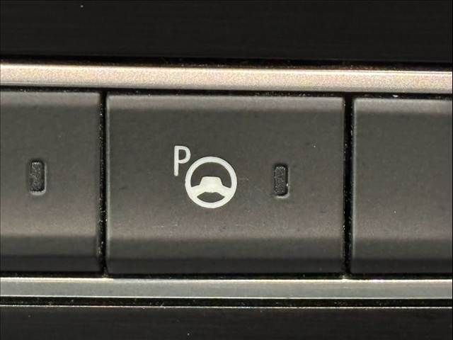 RENAULT MEGANE hatchback