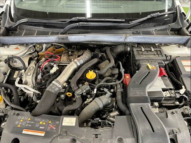 RENAULT MEGANE hatchback