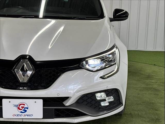 RENAULT MEGANE hatchback