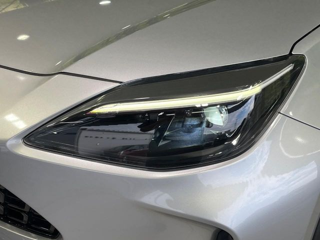 YARIS CROSS HYBRID