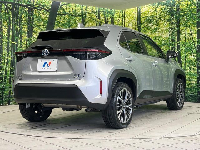 YARIS CROSS HYBRID
