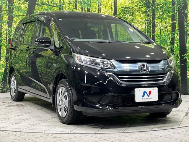 FREED HYBRID 4WD