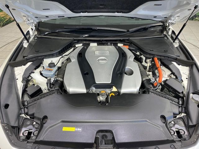 SKYLINE HYBRID 4WD