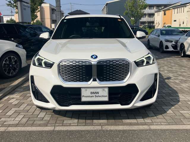 BMW iX1