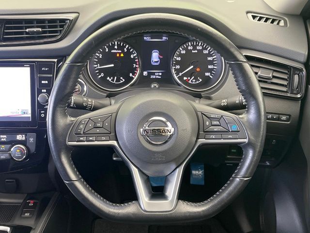 X-TRAIL 4WD