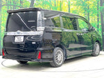 VOXY HYBRID