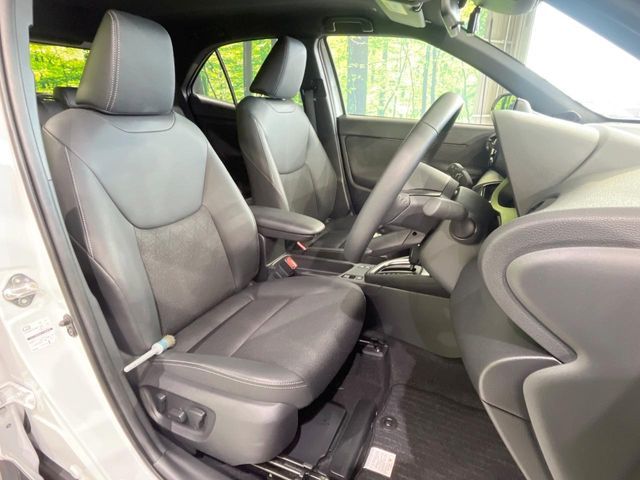 YARIS CROSS HYBRID