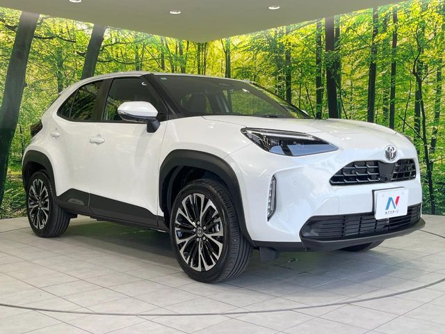 YARIS CROSS HYBRID