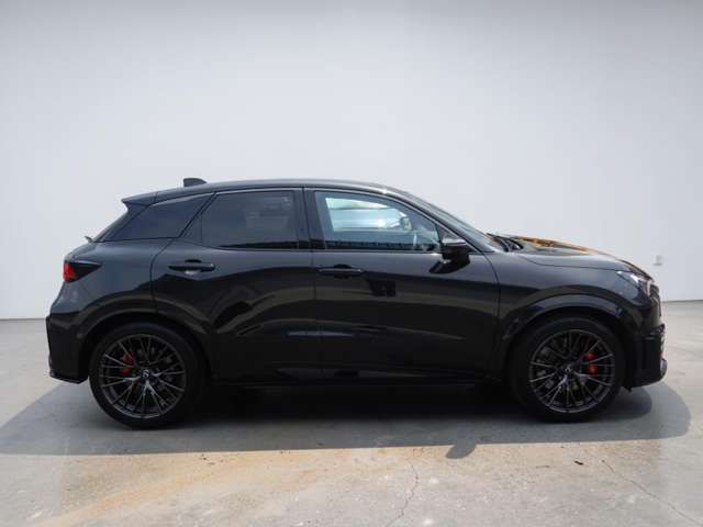 LEXUS LBX