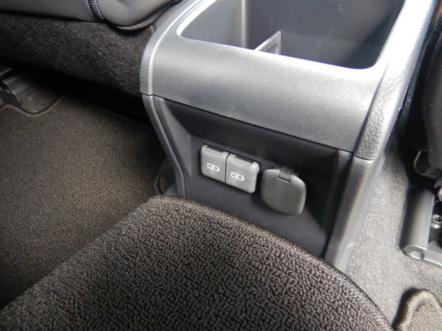 LEXUS LBX