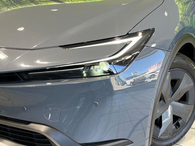PRIUS 4WD