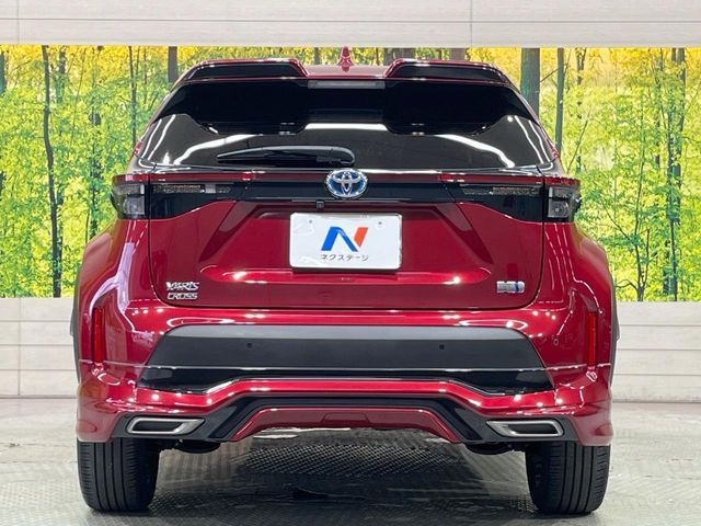 YARIS CROSS HYBRID