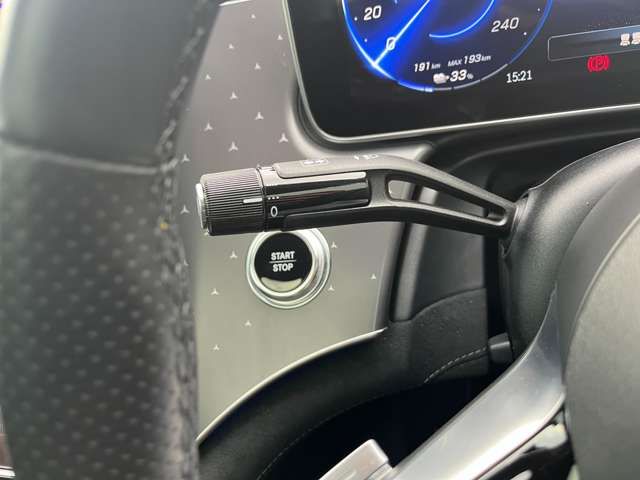 MERCEDES BENZ EQE