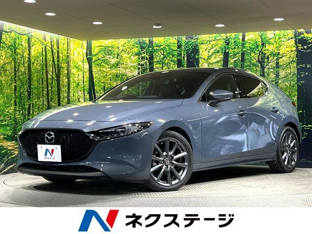 MAZDA3 FASTBACK