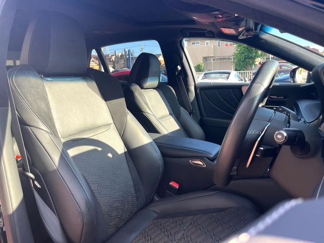 LEXUS LS500 4WD