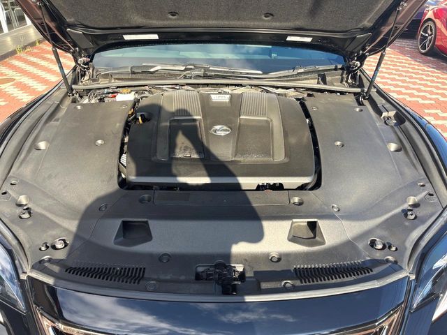 LEXUS LS500 4WD