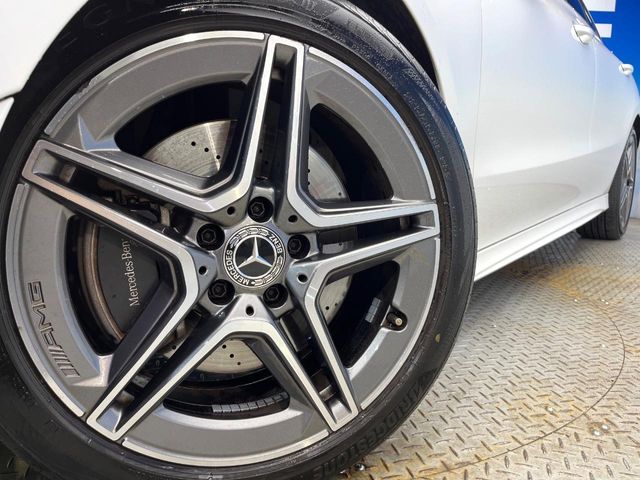 MERCEDES BENZ CLA Shooting Brake