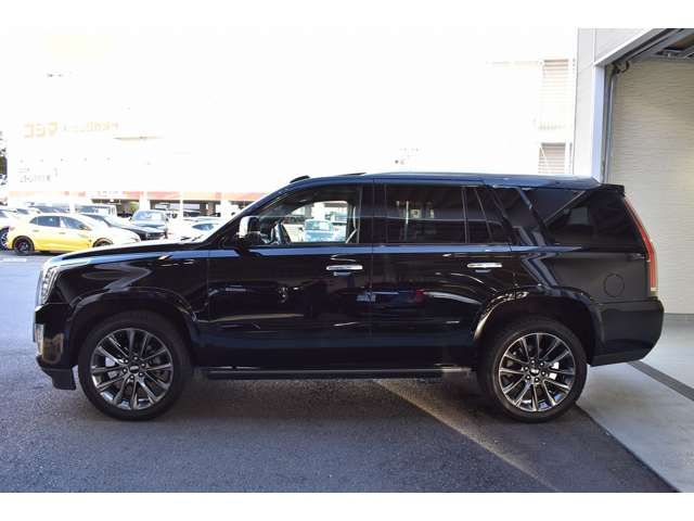 CADILLAC ESCALADE