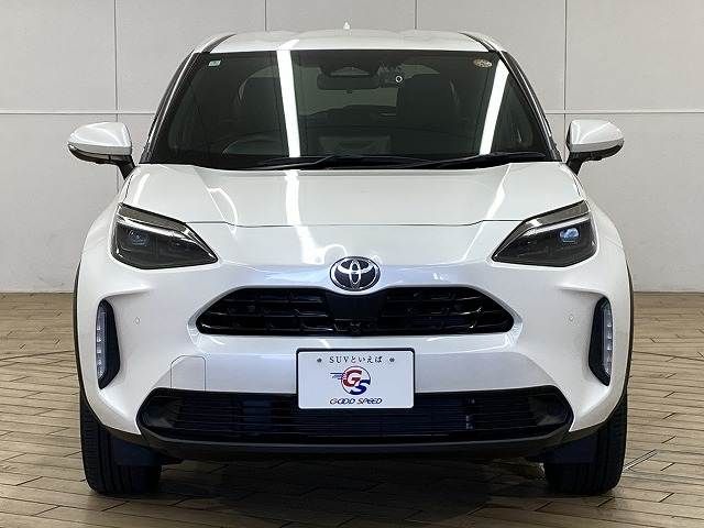 YARIS CROSS