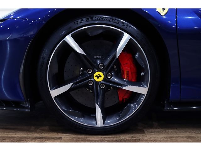 FERRARI SF90 Stradale