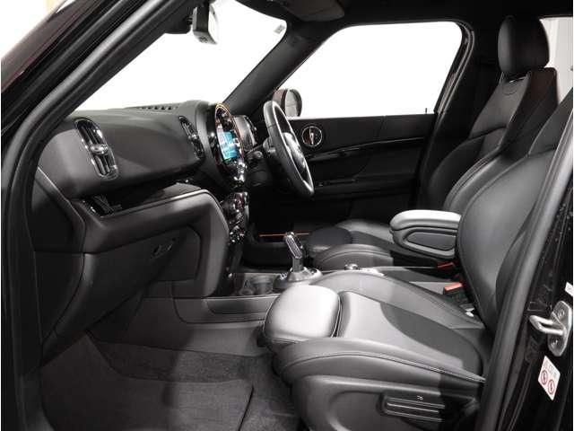 MINI COOPER D CROSSOVER