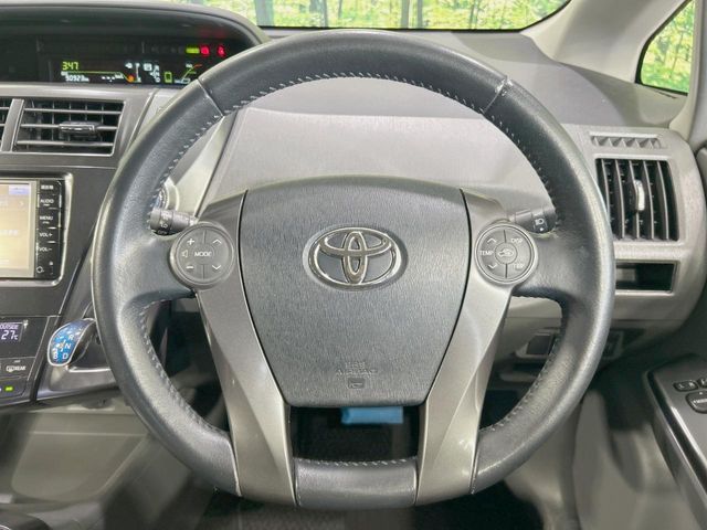 PRIUS Alpha