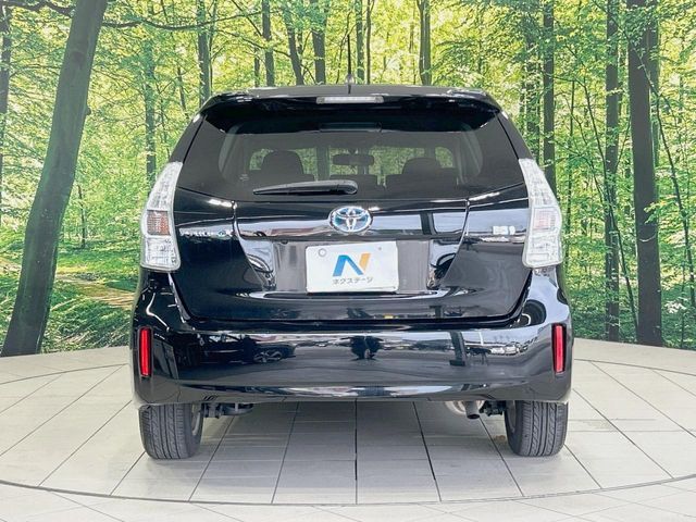 PRIUS Alpha