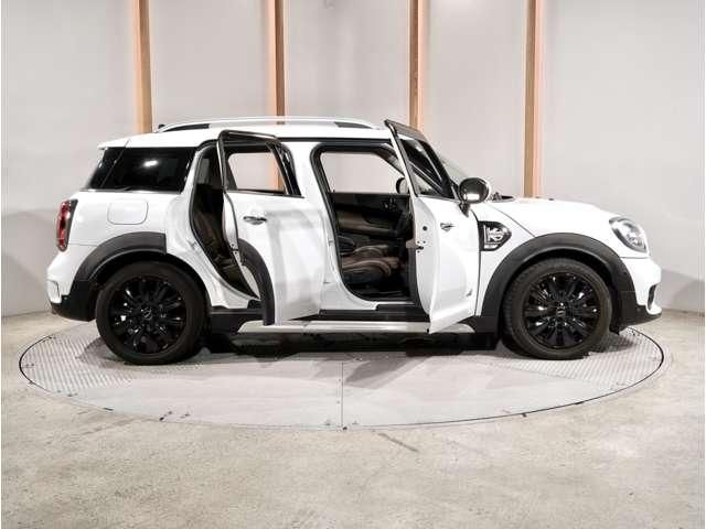 BMW MINI COOPER SD CROSSOVER