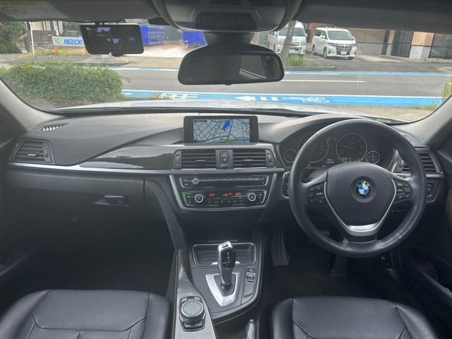 BMW 3series sedan