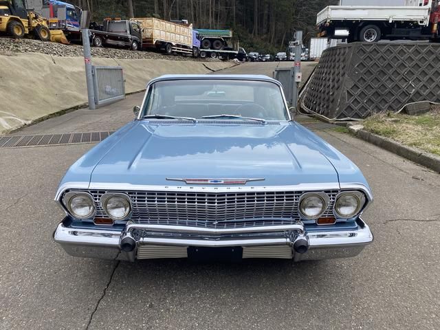 CHEVROLET Impala