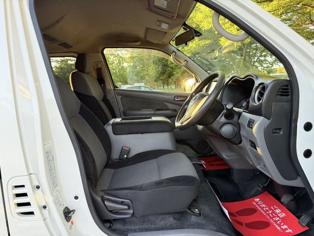 NV350 CARAVAN 4WD