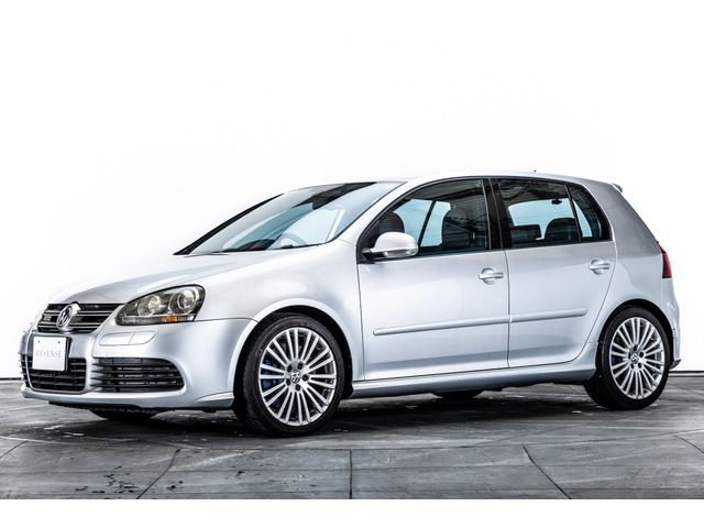 VOLKSWAGEN GOLF 4WD