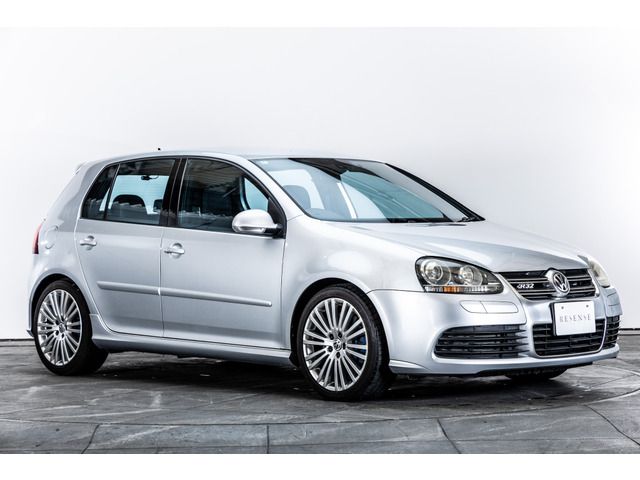 VOLKSWAGEN GOLF 4WD