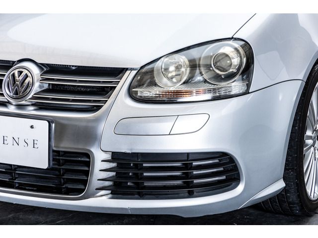 VOLKSWAGEN GOLF 4WD