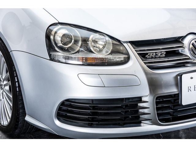 VOLKSWAGEN GOLF 4WD