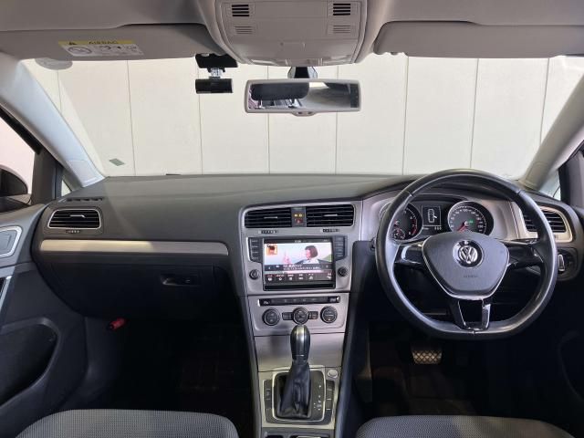 VOLKSWAGEN GOLF VARIANT