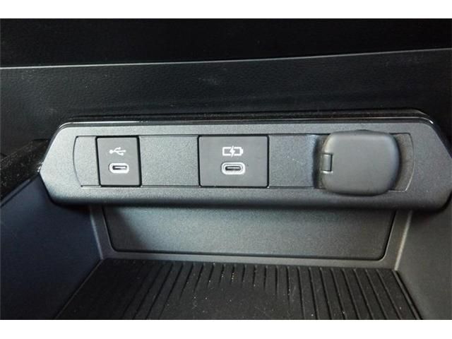 PRIUS 4WD