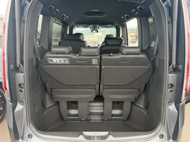 STEPWAGON e:HEV SPADA