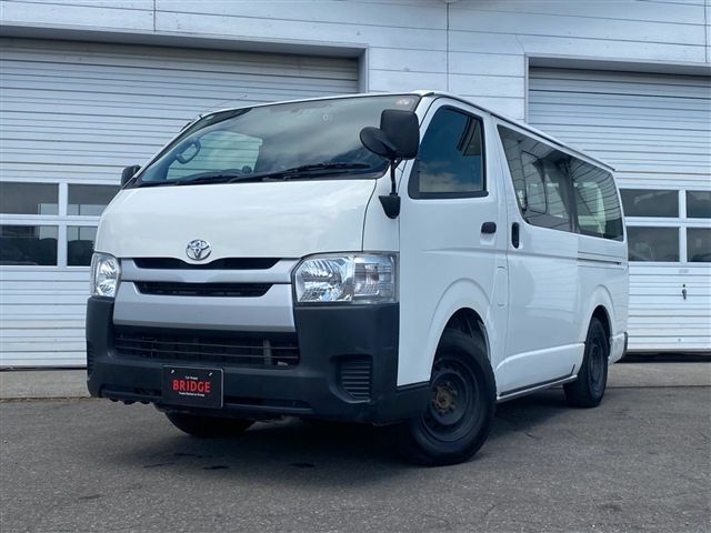 REGIUSACE van 4WD