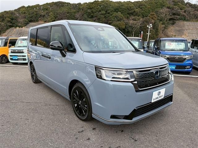 STEPWAGON e:HEV SPADA