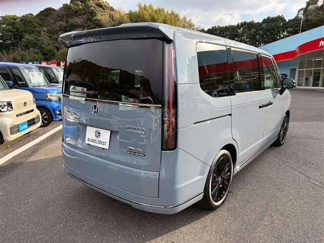 STEPWAGON e:HEV SPADA